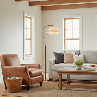 Hands Garner Floor Lamp
