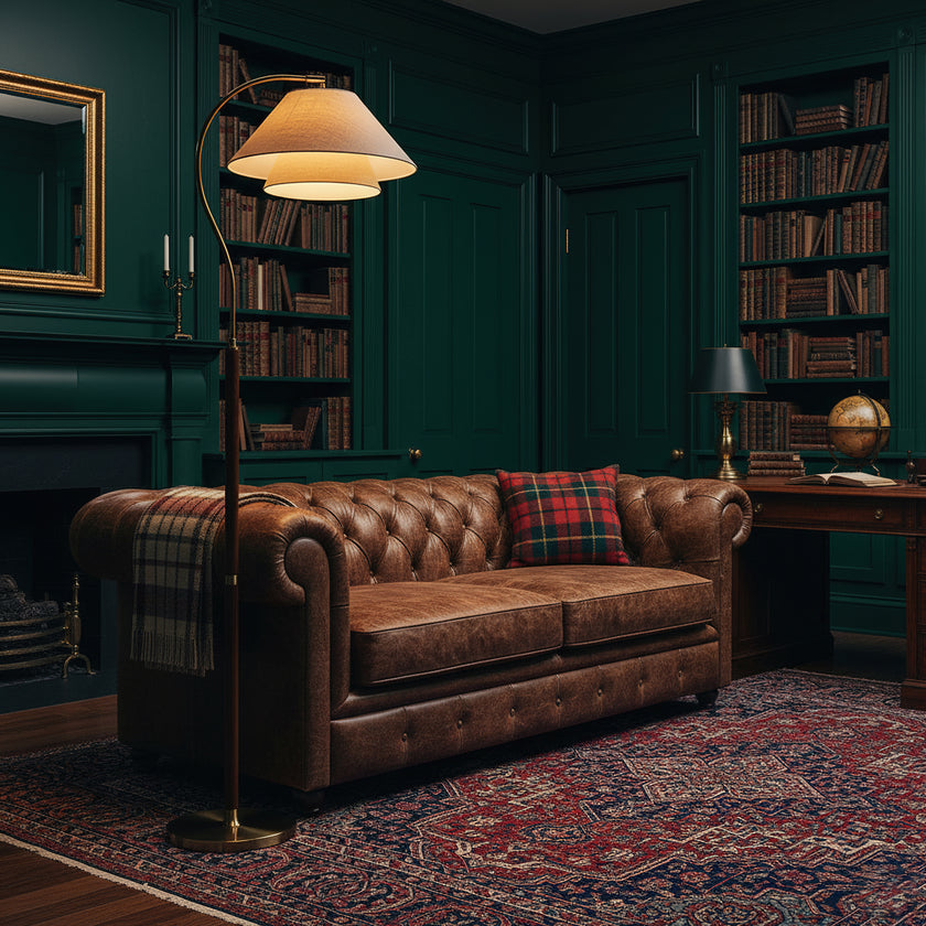 Hands Garner Floor Lamp
