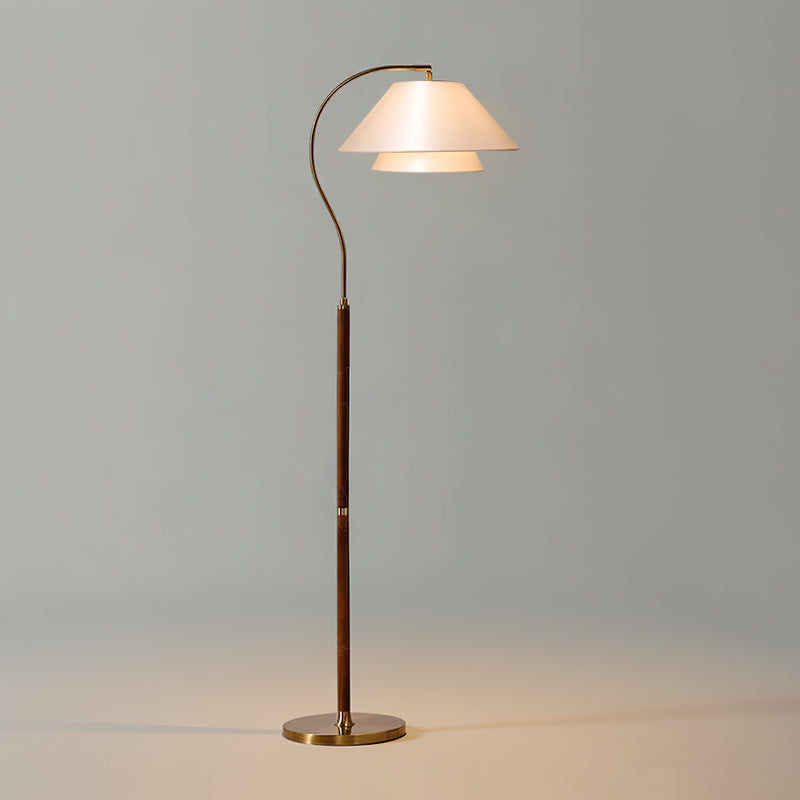 Hands Garner Floor Lamp