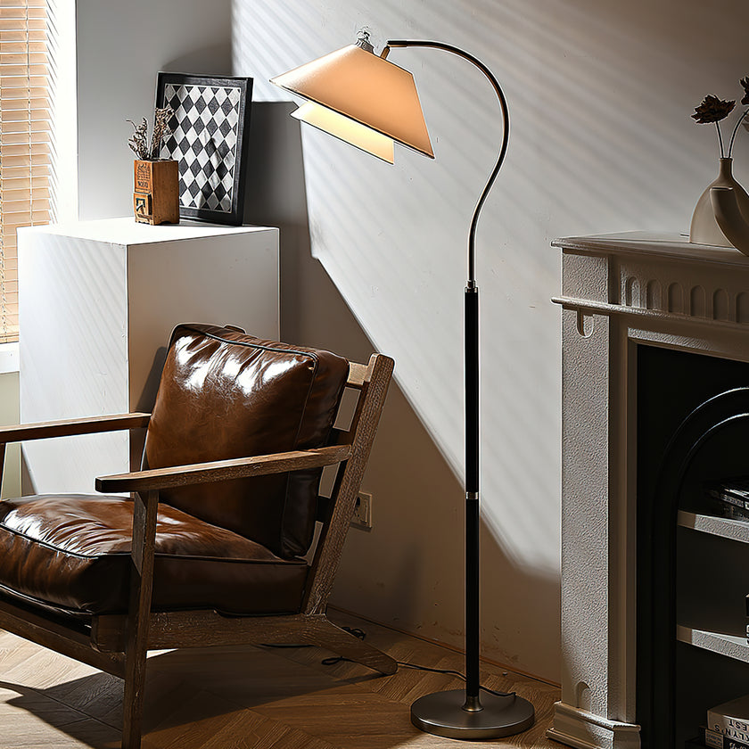 Hands Garner Floor Lamp