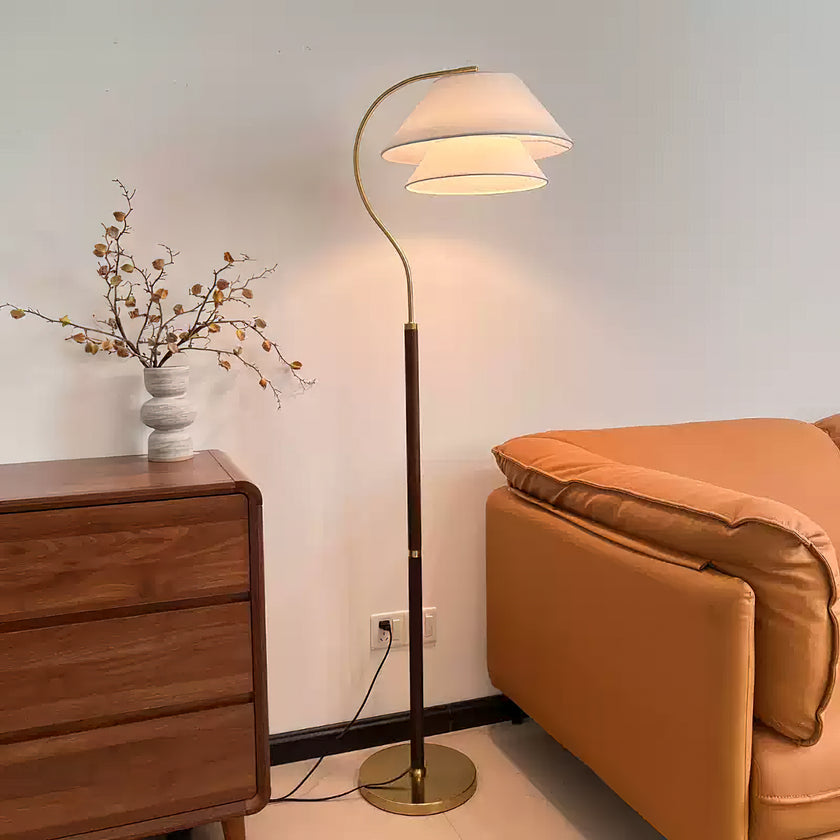 Hands Garner Floor Lamp