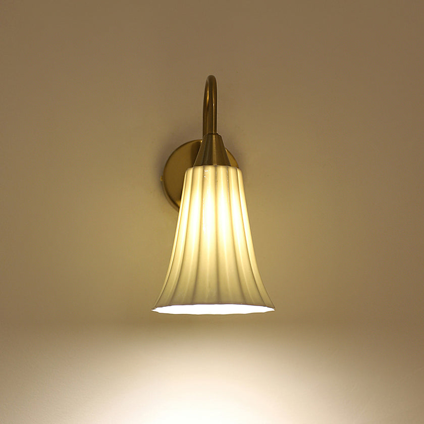 Hector Wall Lamp