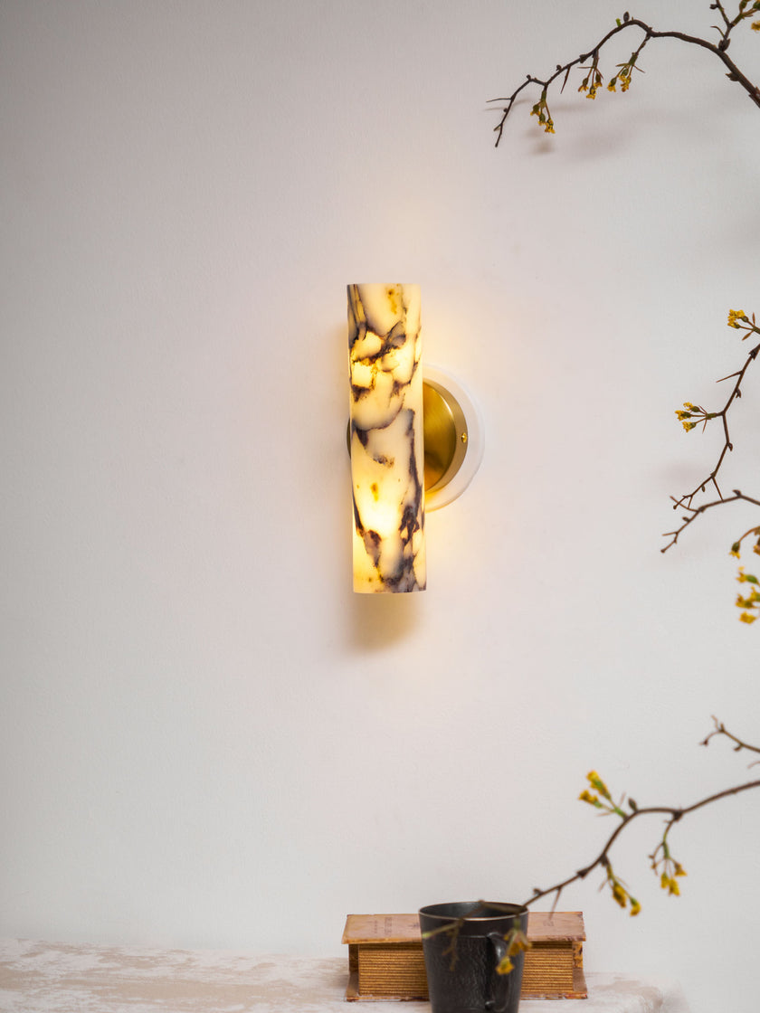 Hestia Wall Lamp