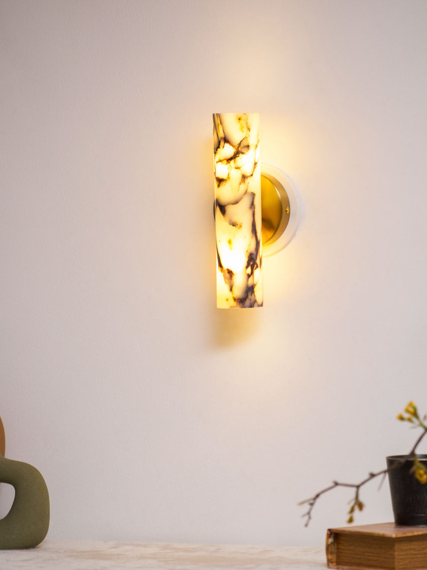 Hestia Wall Lamp