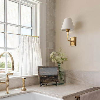Hillsdale Wall Lamp