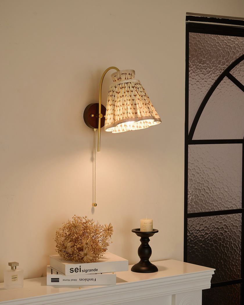 Jordan Wall Lamp