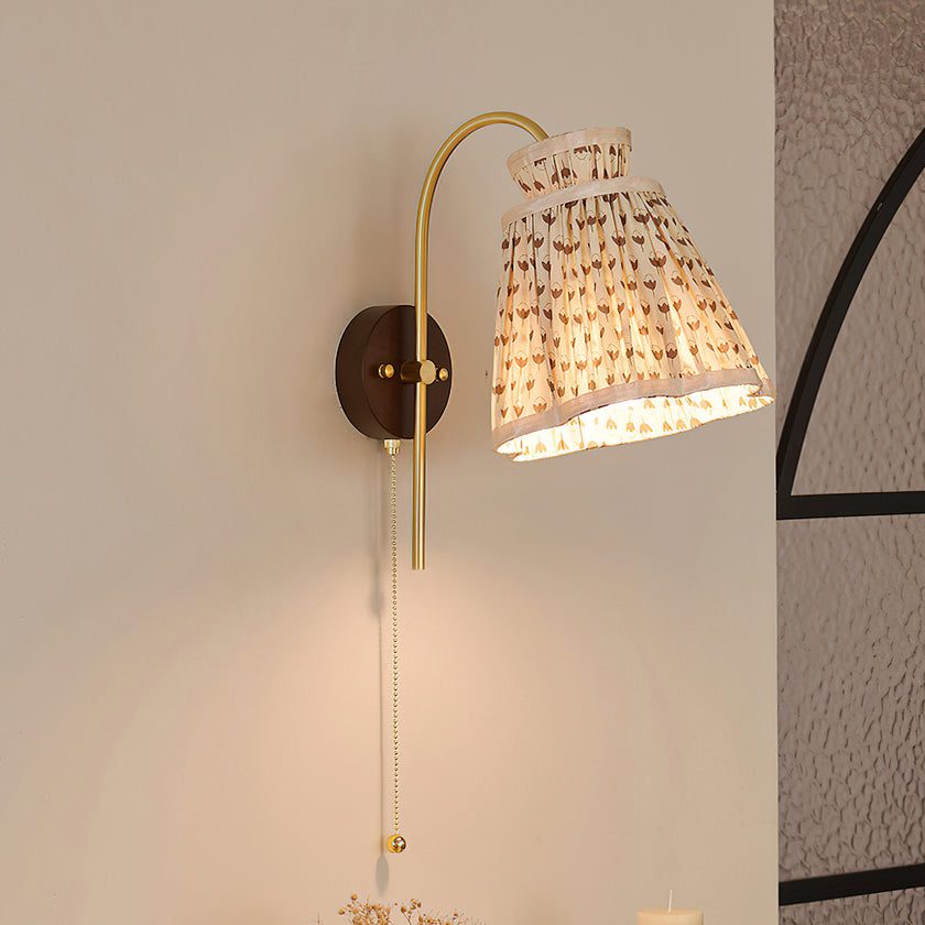 Jordan Wall Lamp