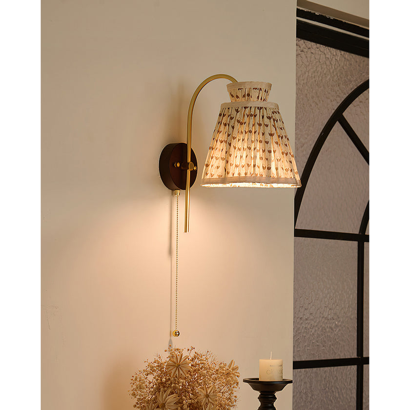 Jordan Wall Lamp