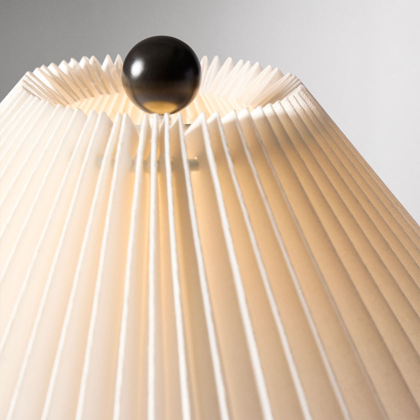 Louis Table Lamp