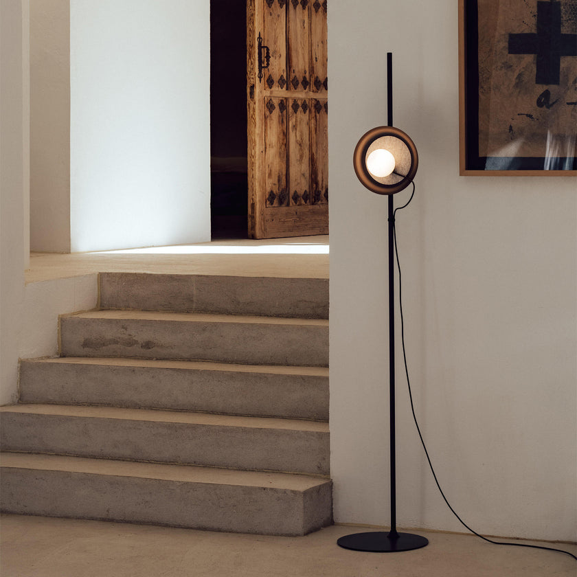 Magnetic Disc Floor Lamp