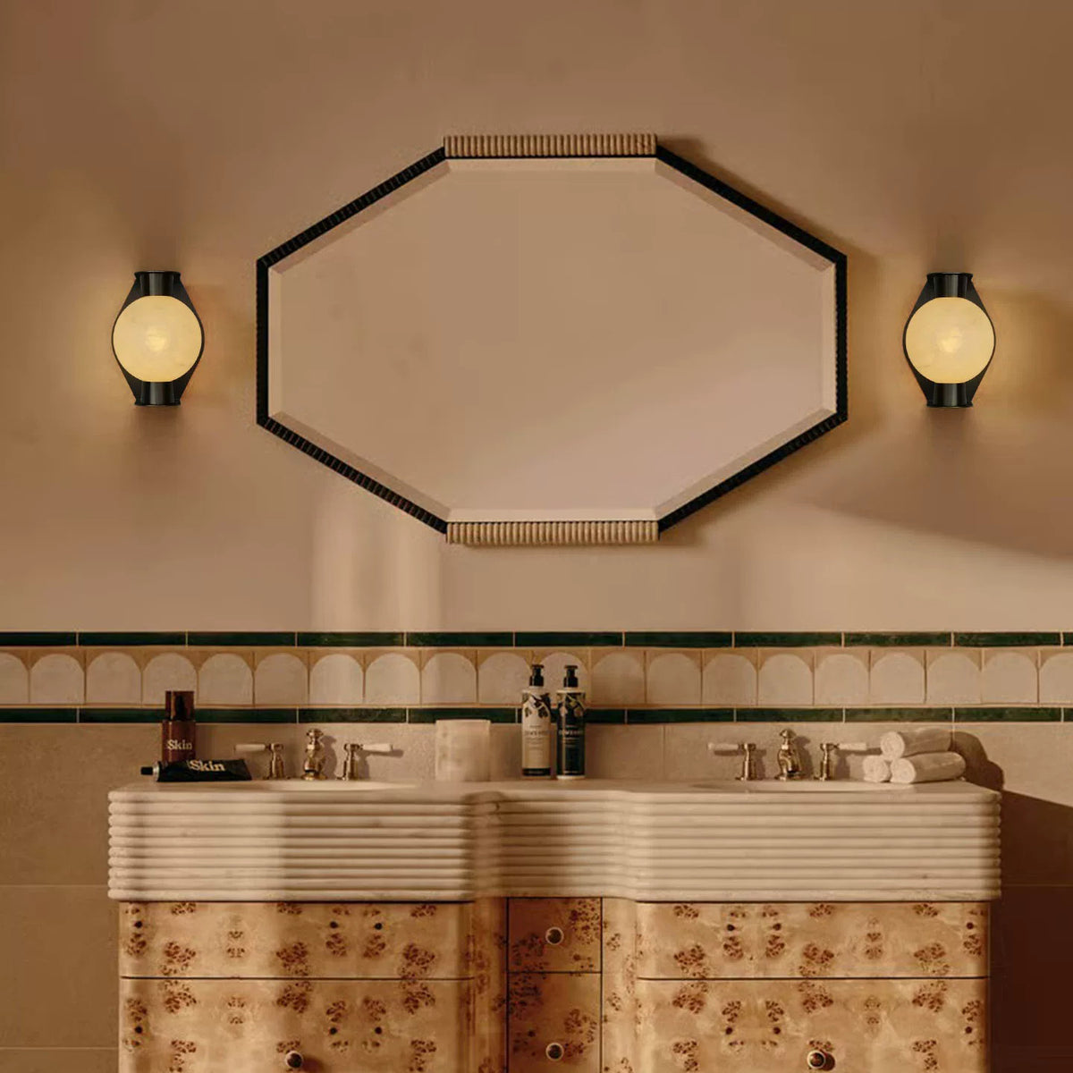 Mallory Wall Light – detail 2
