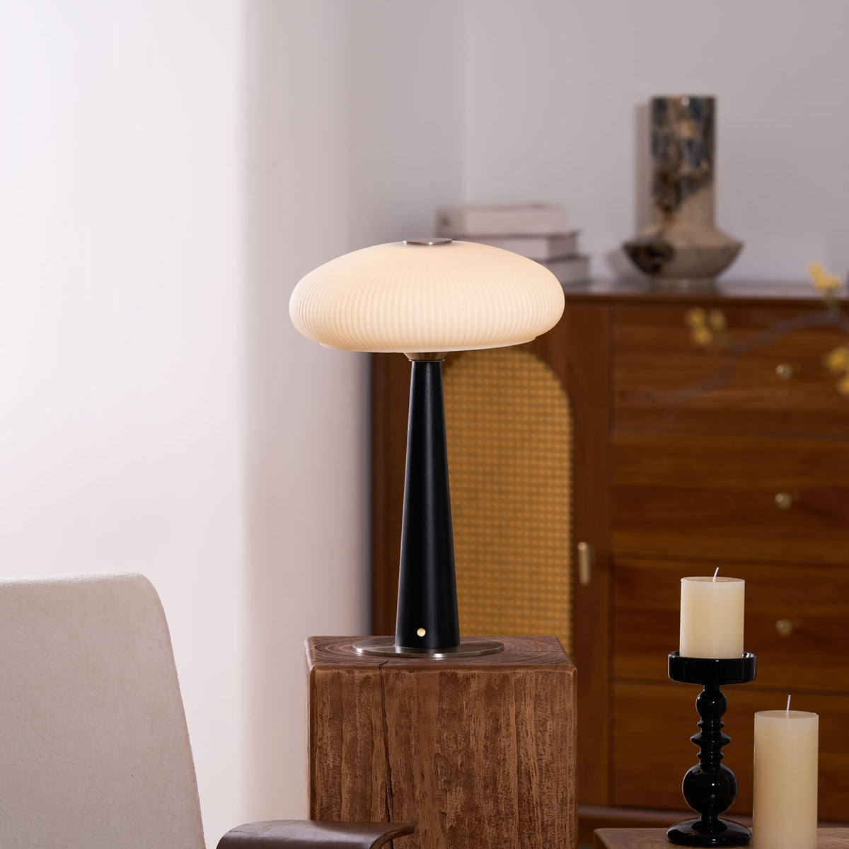 Matsutake Table Lamp – detail 2