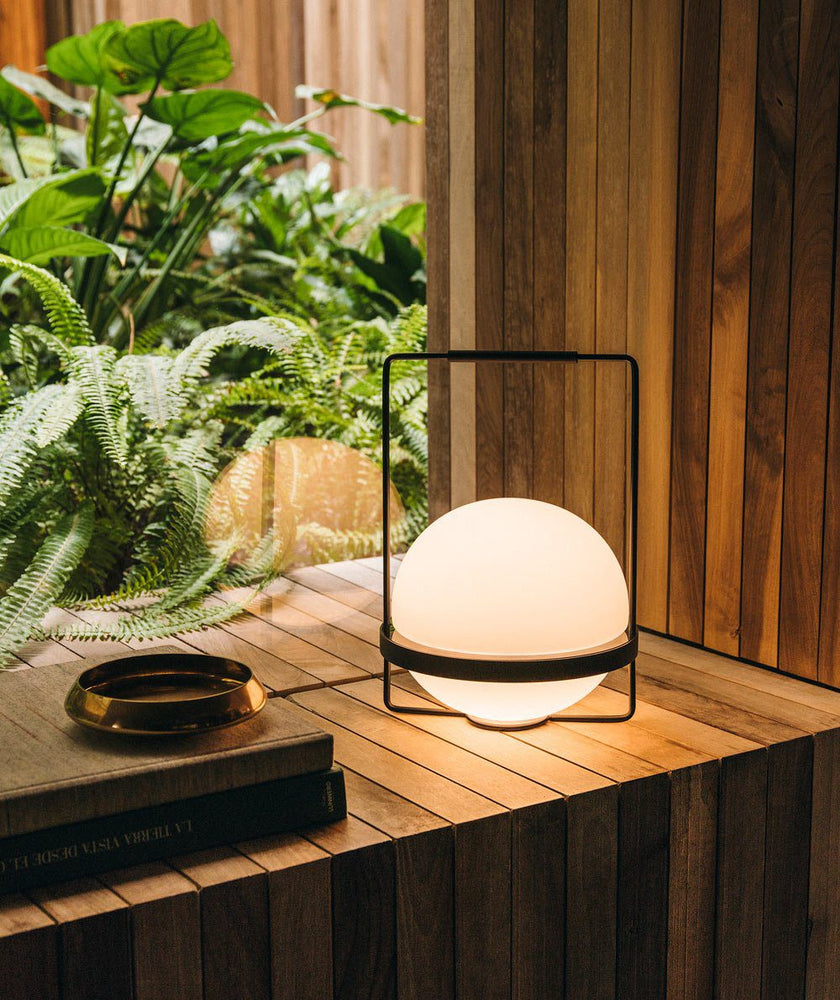 Meira Spherical Table Lamp