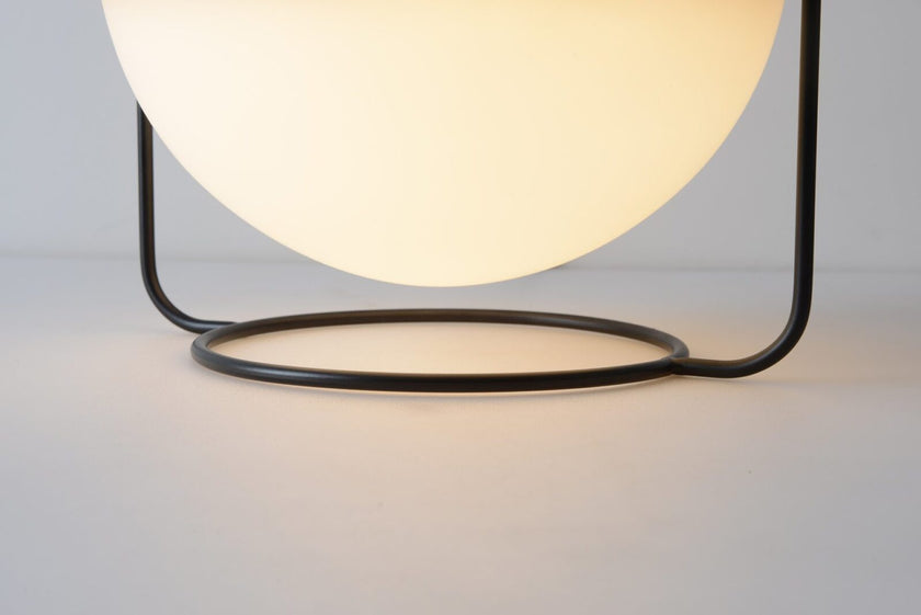 Meira Spherical Table Lamp