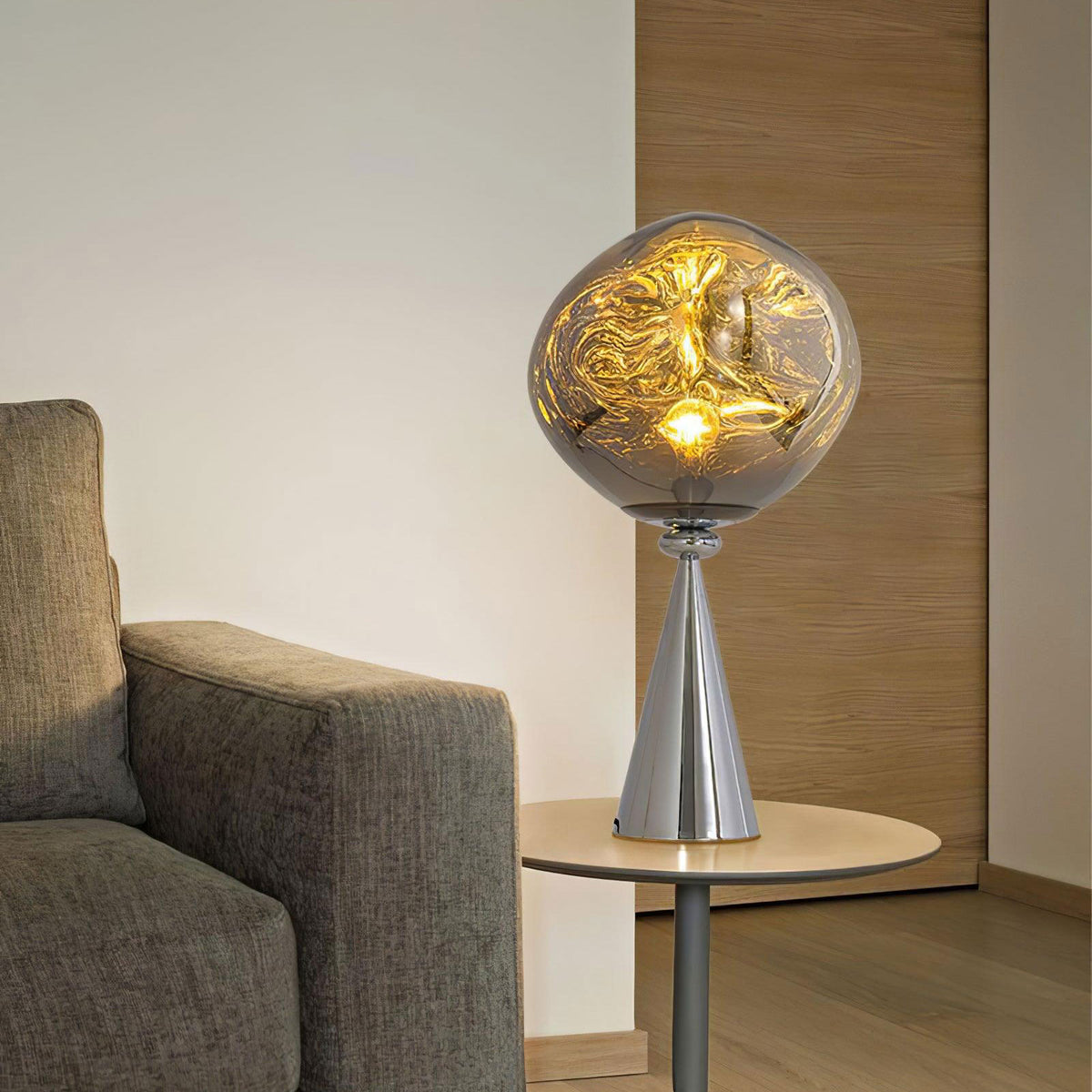 Lava Gold Table Lamp – detail 2