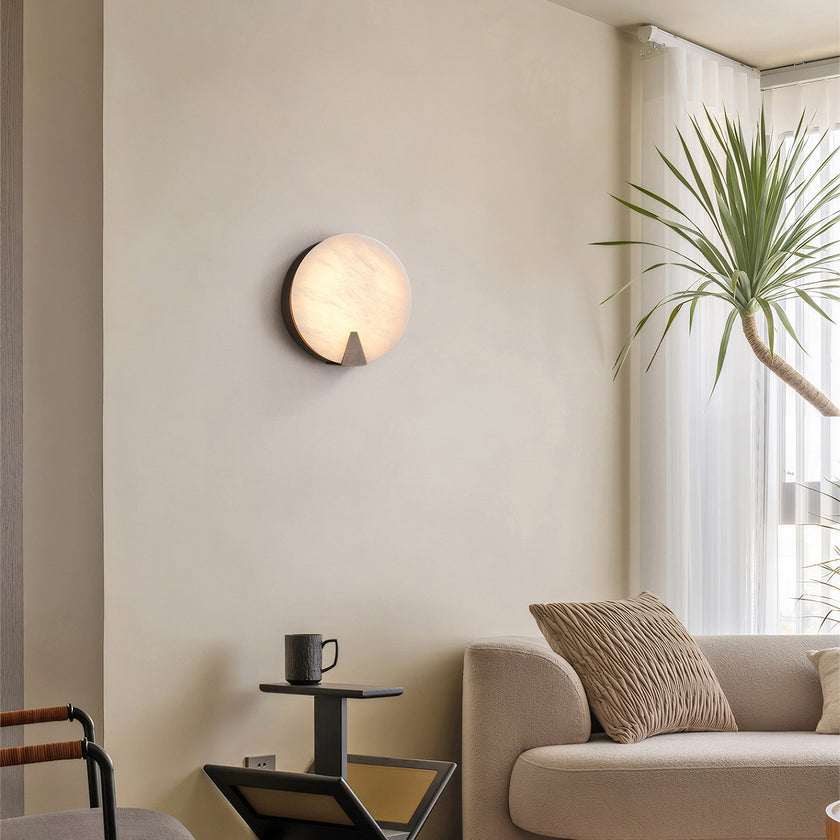 Metoni Alabaster Wall Lamp