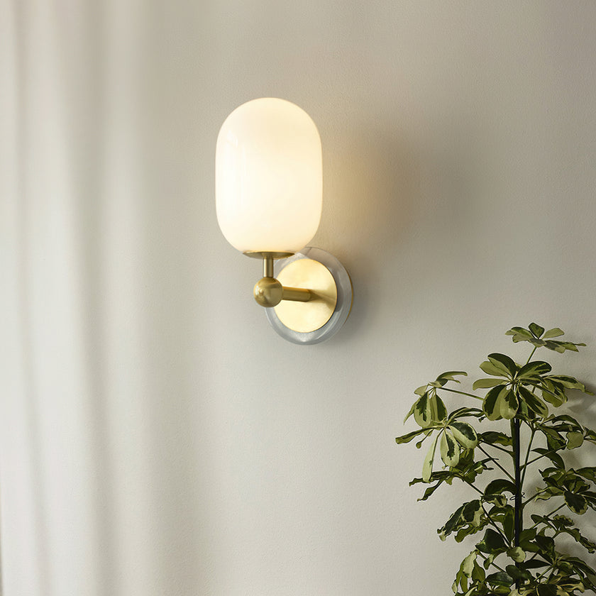 Milton Wall Lamp