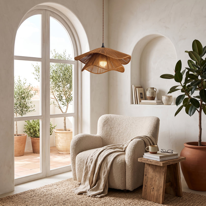 Calyvora Pendant Light