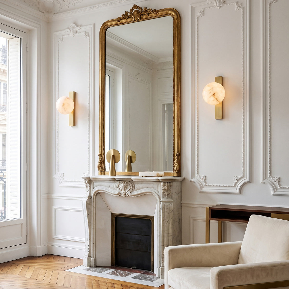 Circ Alabaster Wall Sconce – detail 2