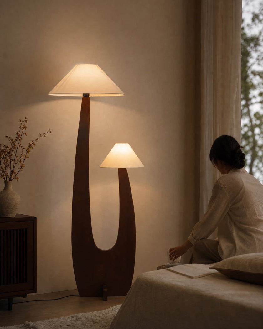 Duvessa Floor Lamp