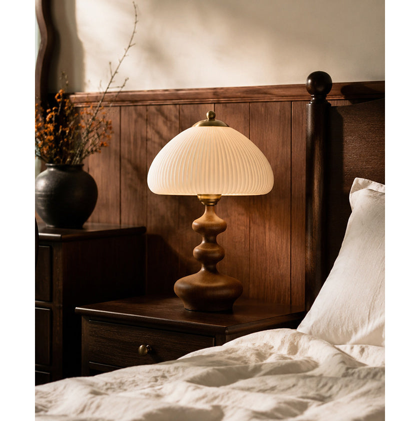 Elmorian Table Lamp