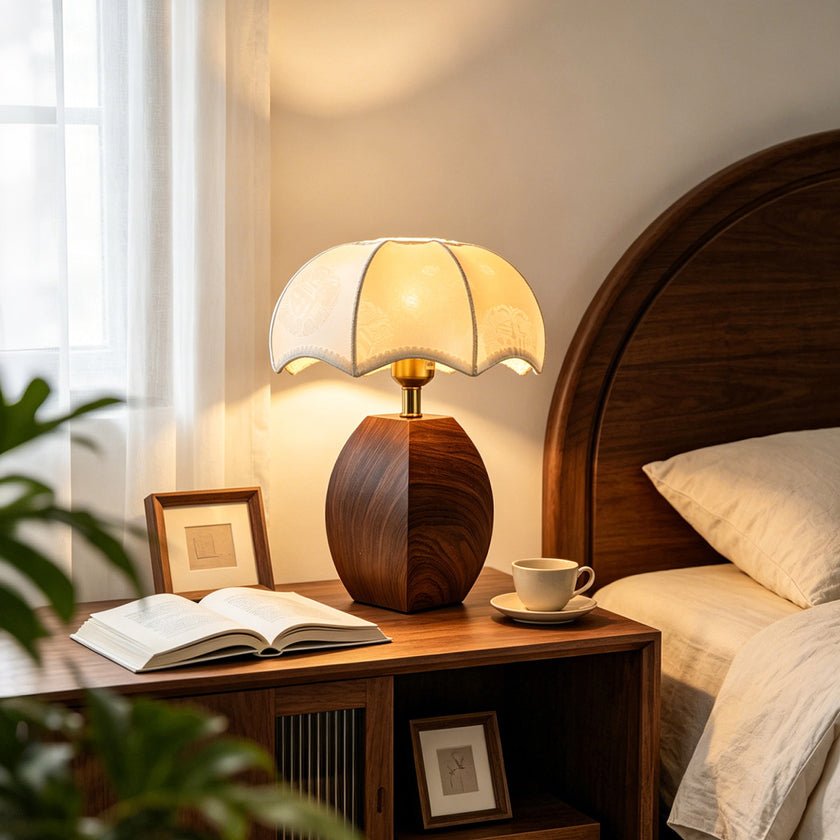Florawyn Table Lamp