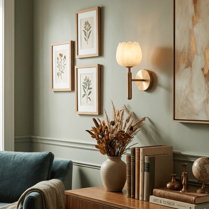Florique Alabaster Wall Sconce – detail 2