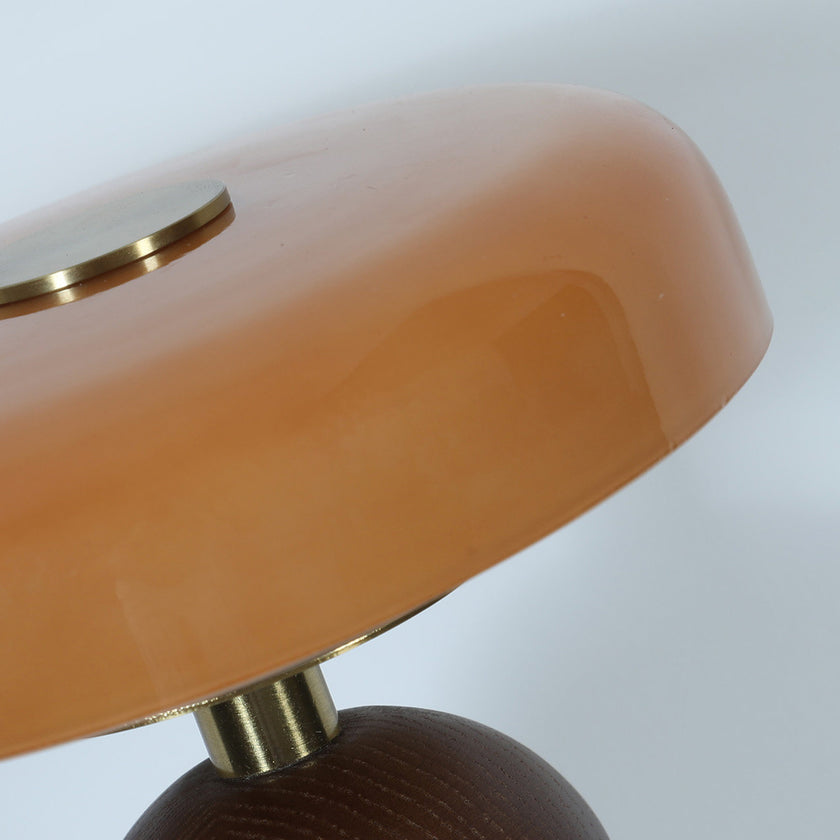 Kaelvorn Table Lamp