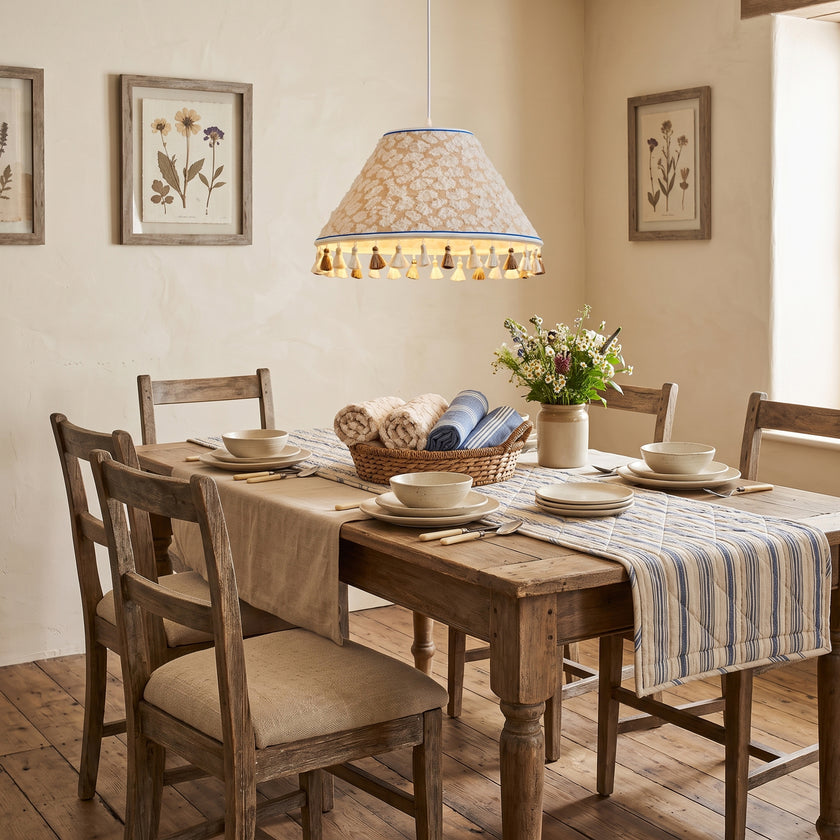Lacevra Pendant Light