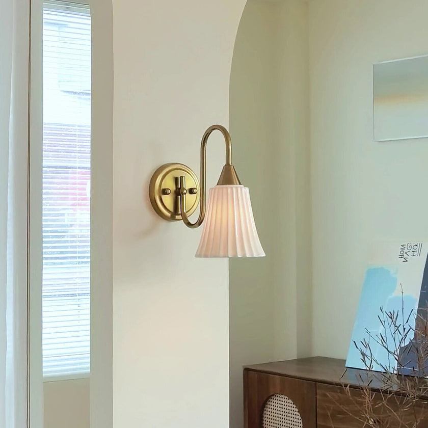 Liriola Wall Sconce