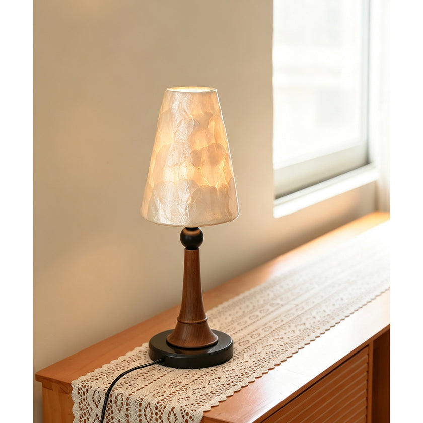 Nacrilla Table Lamp