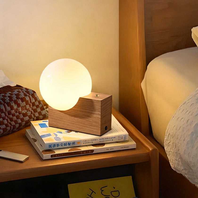 Niko Table Lamp