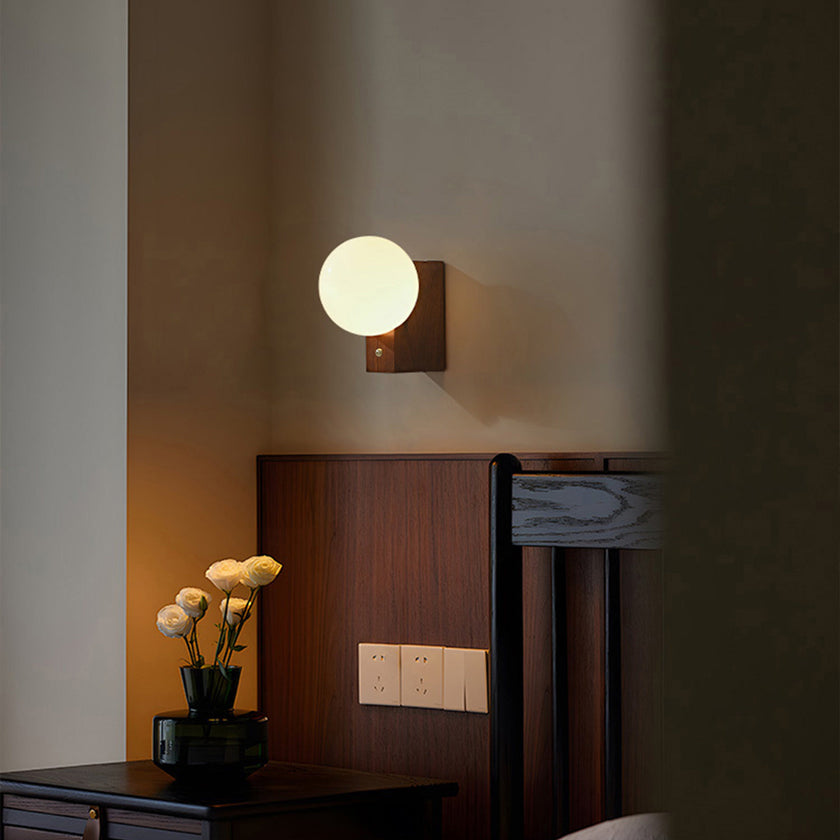 Niko Wall Sconce