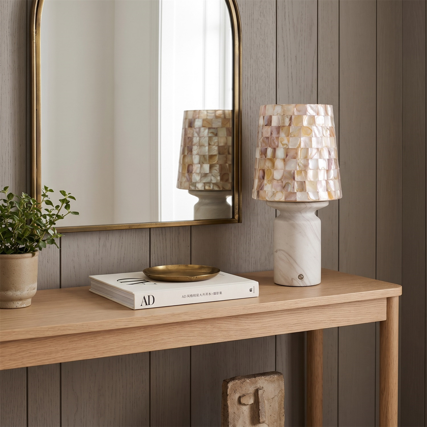 Perlata Table Lamp