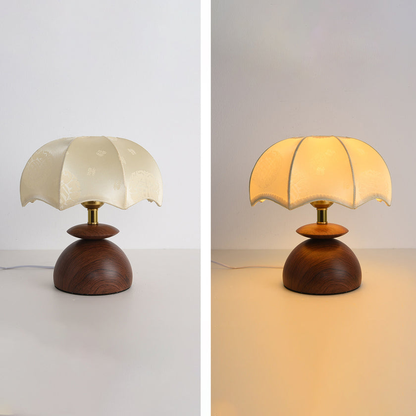 Petalune Table Lamp