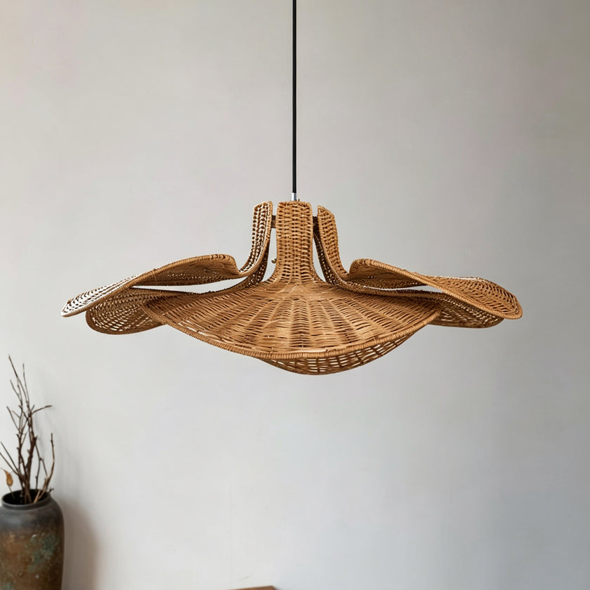 Petalora Pendant Light