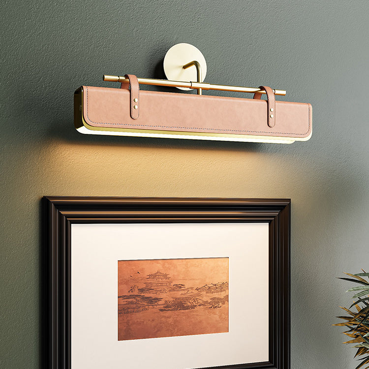Saddelle Wall Sconce