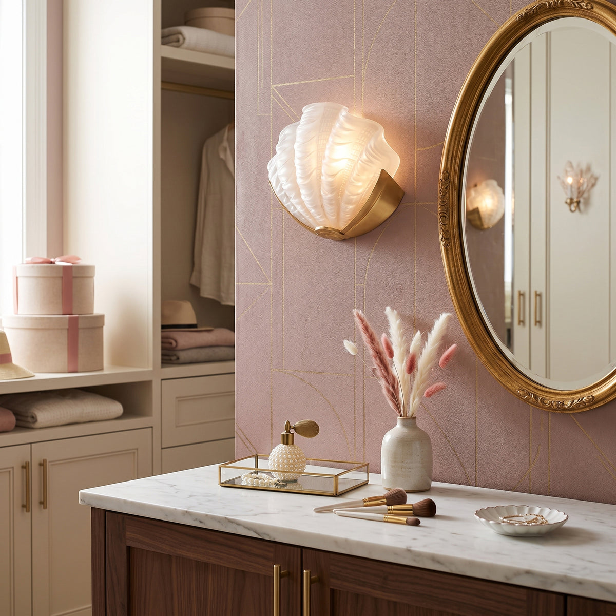 Shelloria Wall Sconce – detail 2