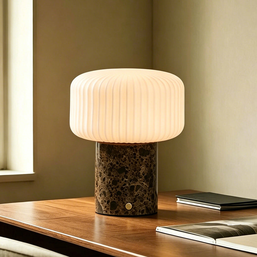 Vaelric Table Lamp