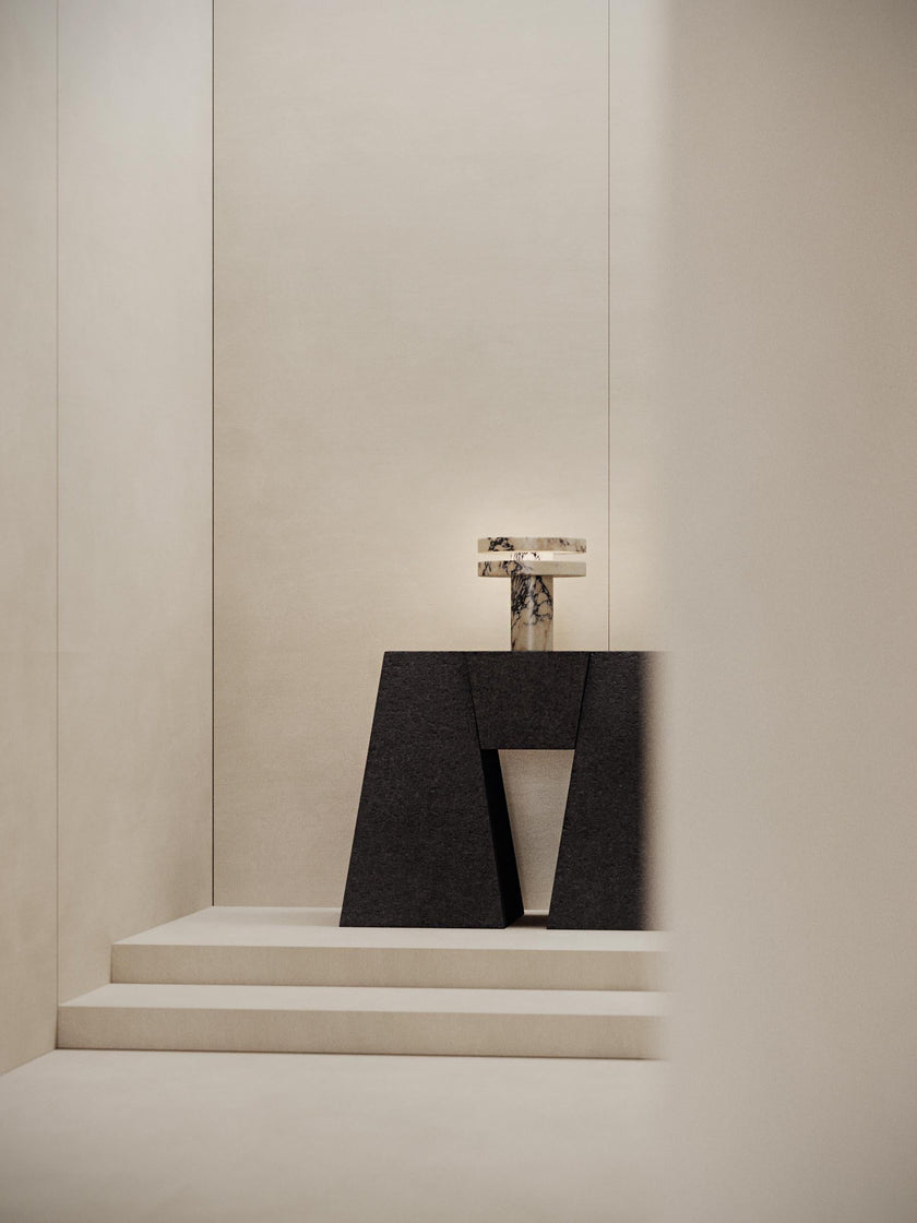 Viresta Table Lamp