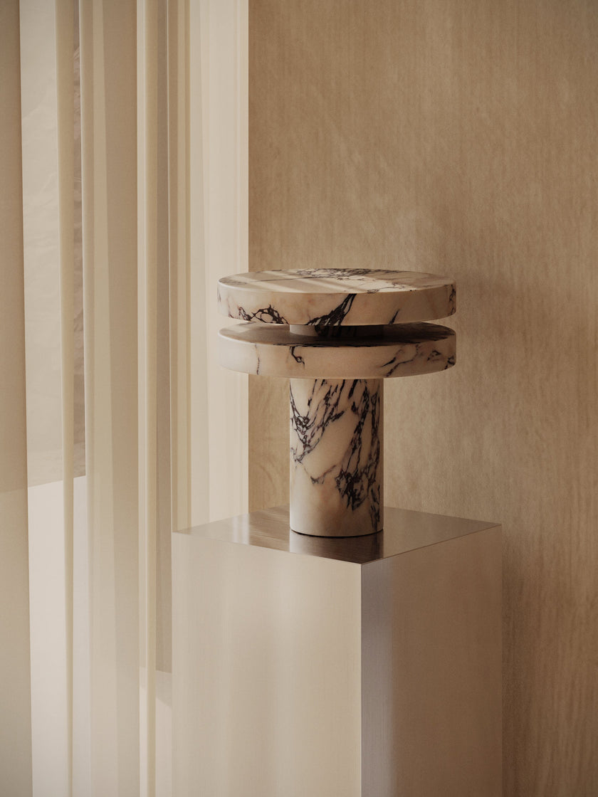 Viresta Table Lamp