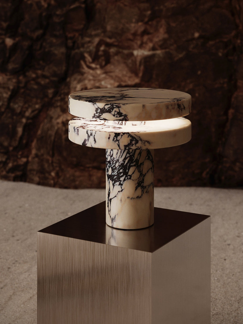 Viresta Table Lamp