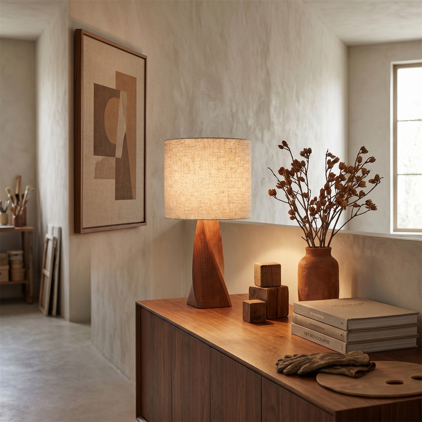 Varda Table Lamp