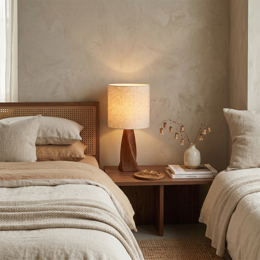 Varda Table Lamp