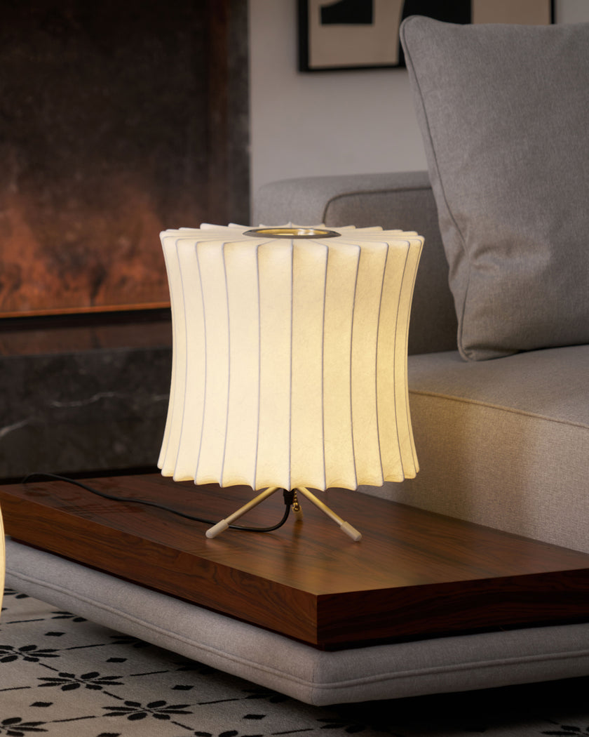 Nelson Stativ-Tischlampe