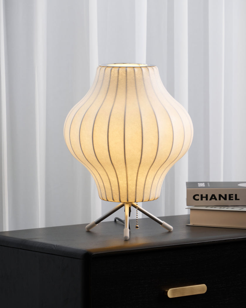 Nelson Stativ-Tischlampe