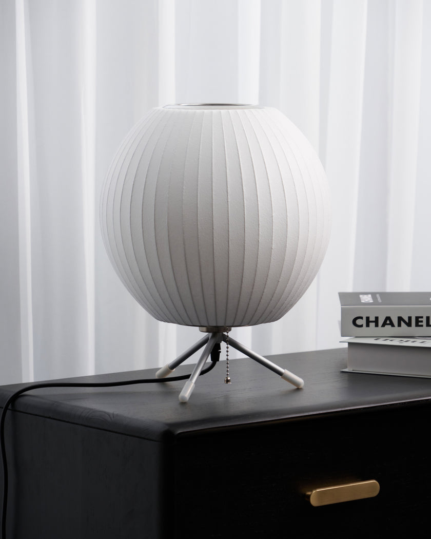 Nelson Stativ-Tischlampe
