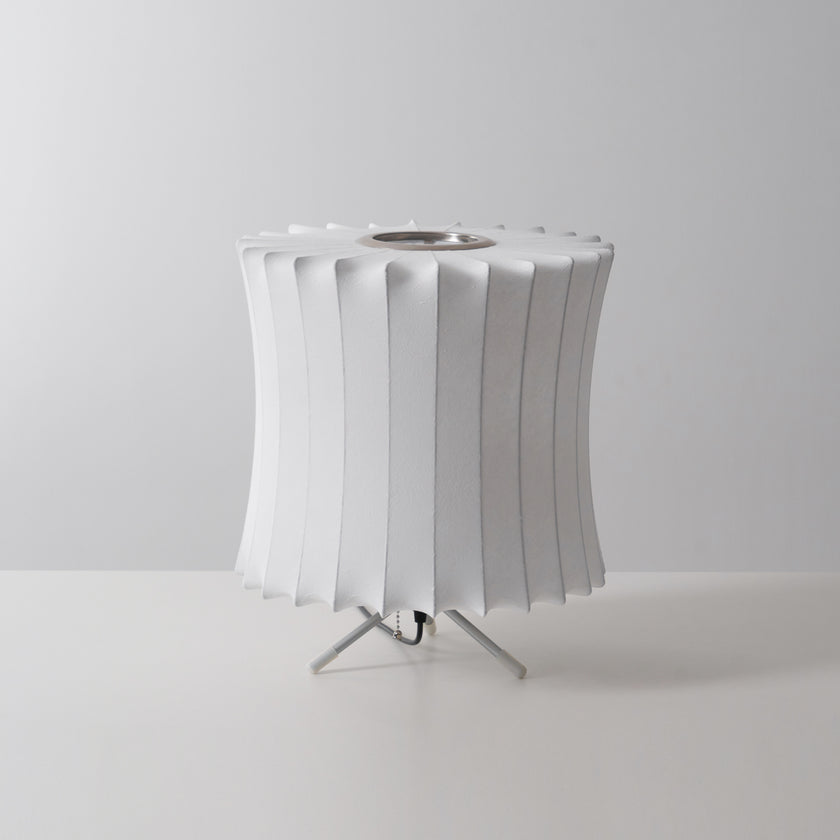 Nelson Stativ-Tischlampe
