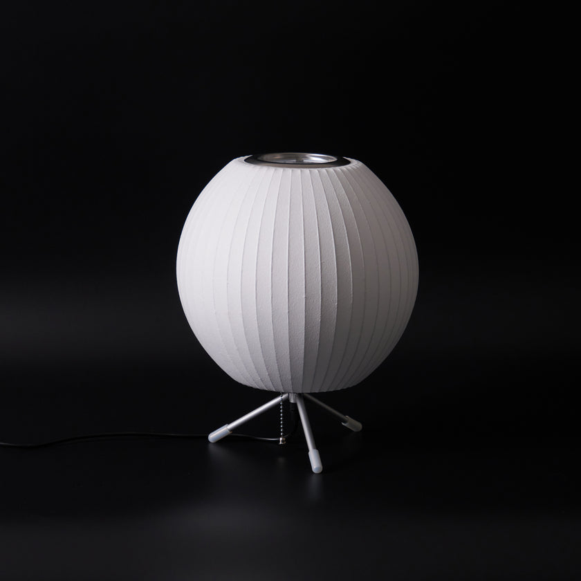 Nelson Stativ-Tischlampe