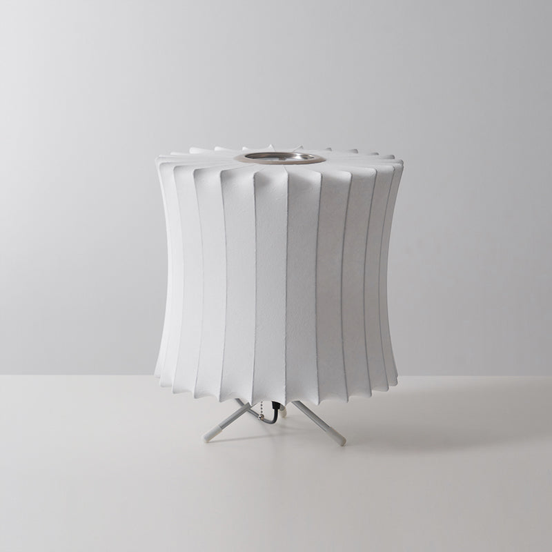 Nelson Stativ-Tischlampe